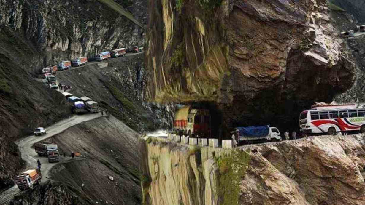 Dangerous highway in India