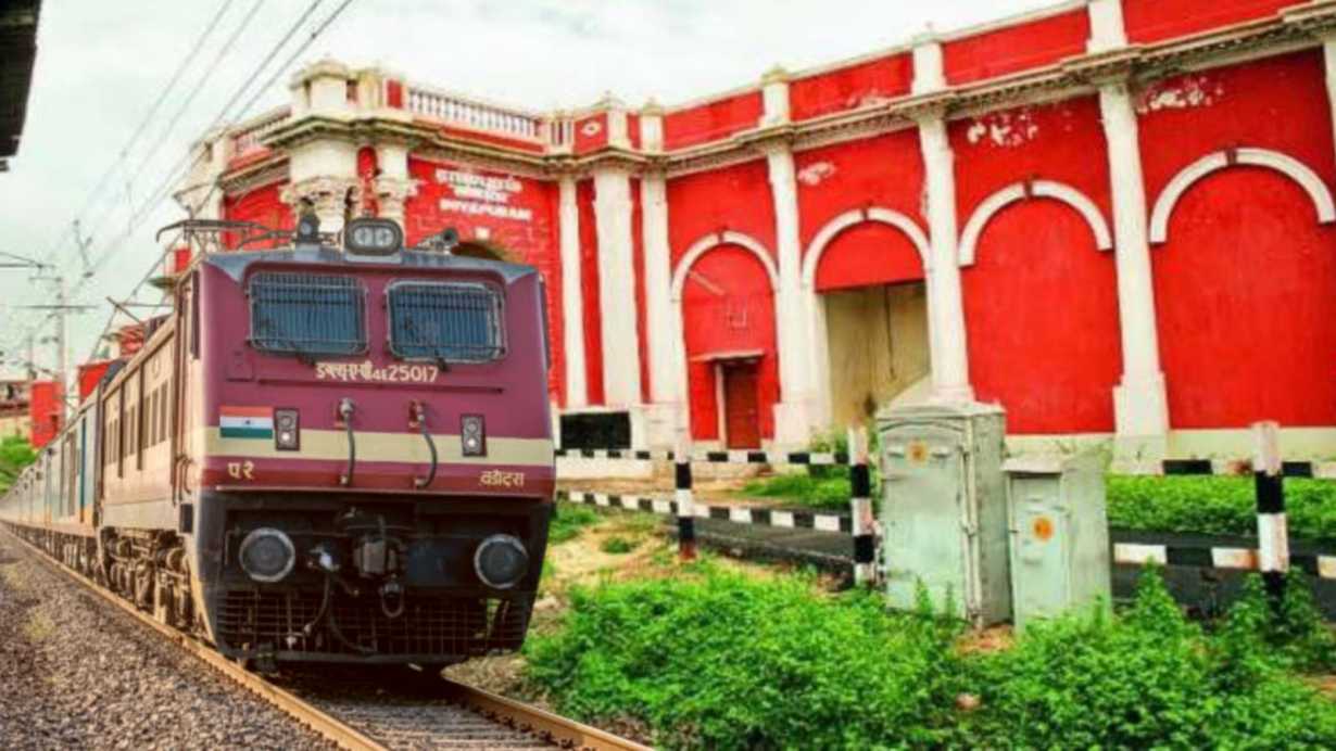 History of Indian Railway Stations