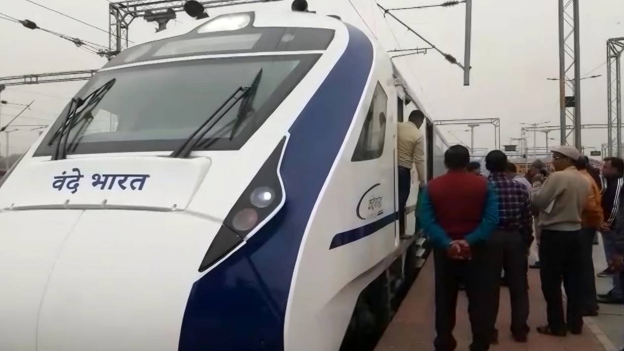 24 coaches Vande Bharat Express