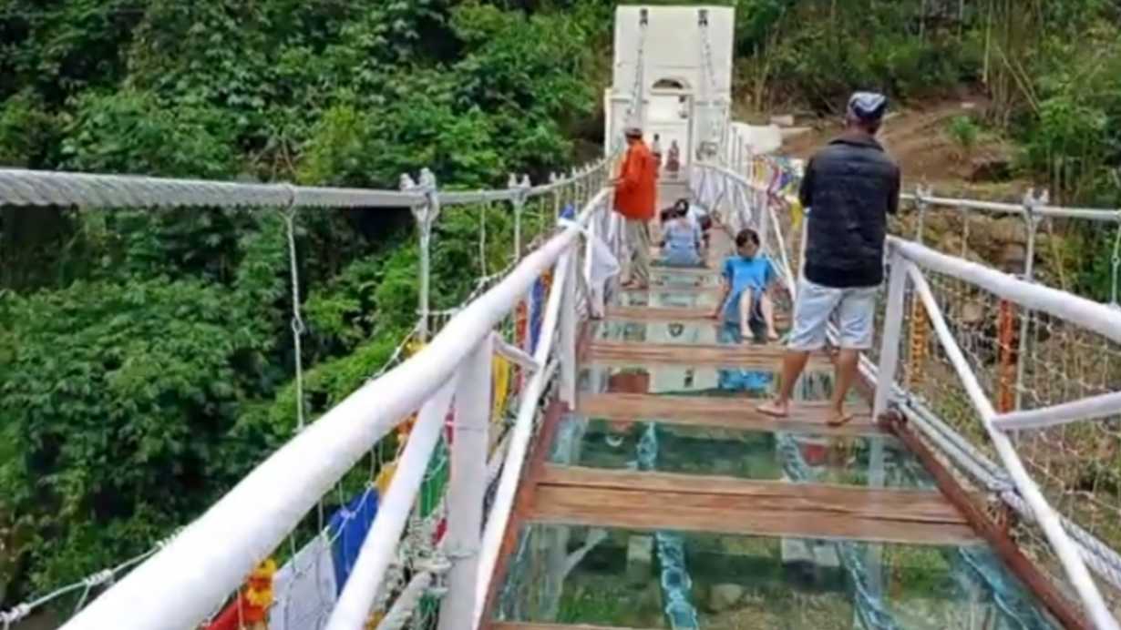 Darjeeling Glass Bridge