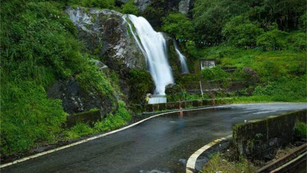 Paglajhora Falls