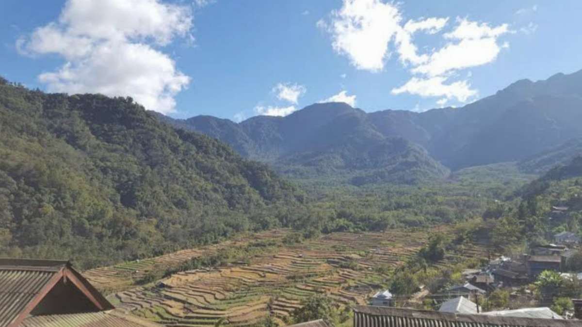 খানোমা গ্রাম