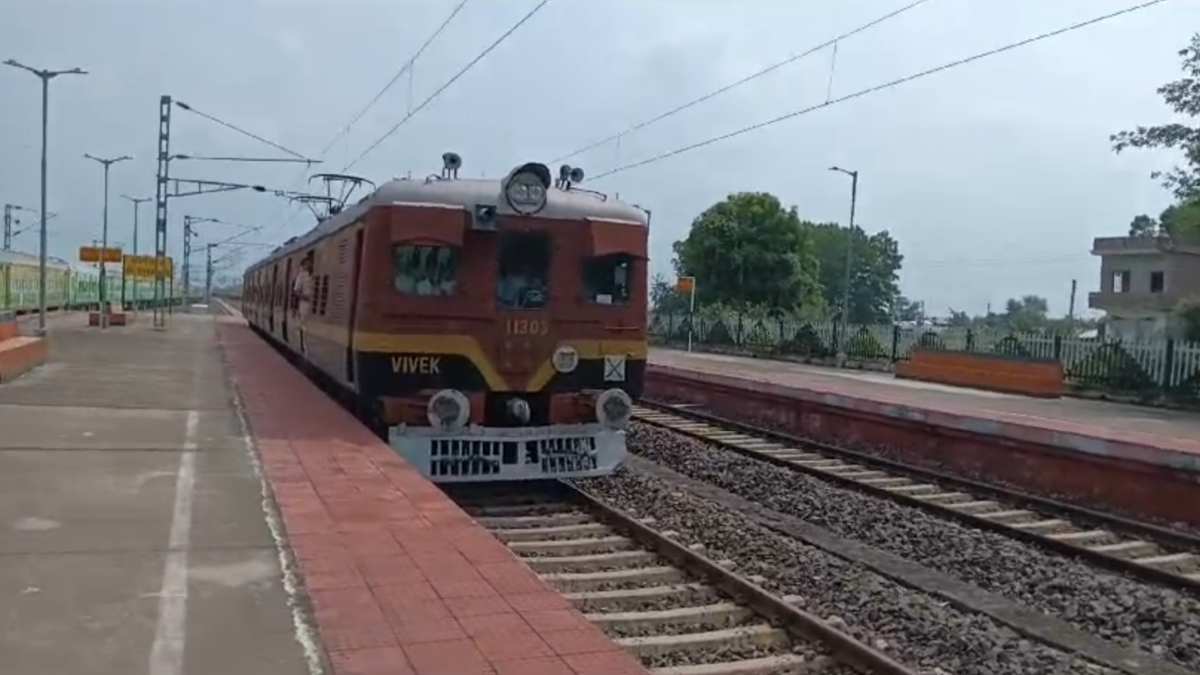 ট্রেন