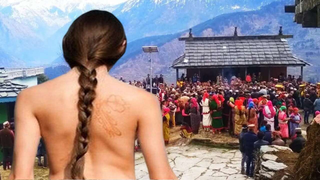 নগ্ন মহিলা