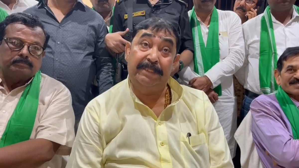 অনুব্রত মণ্ডল