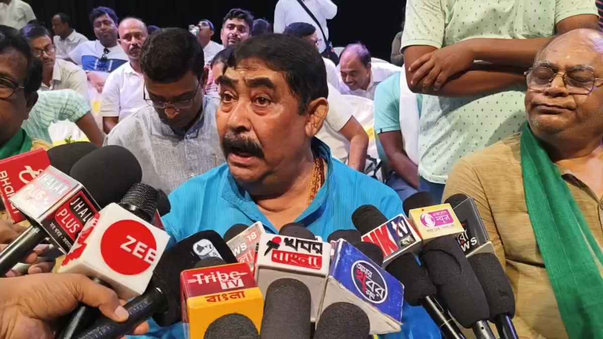 অনুব্রত মন্ডল