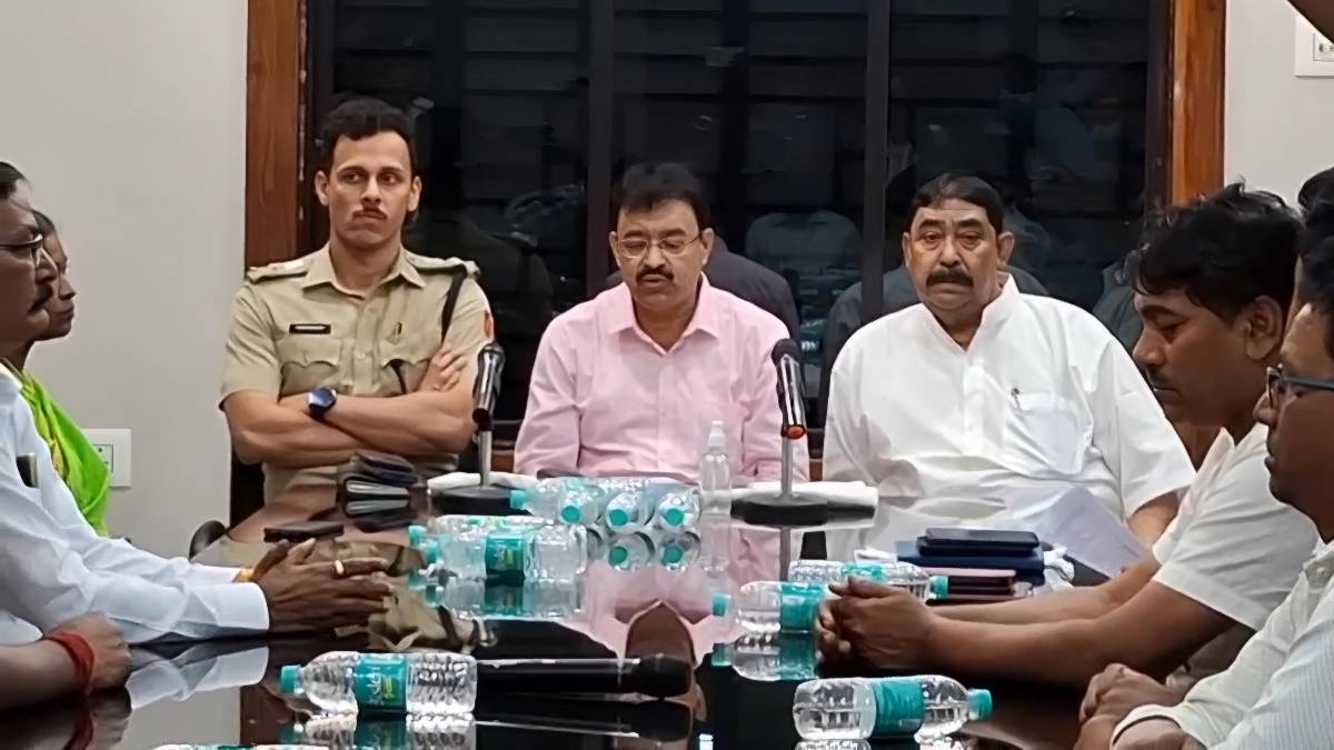 জেলাশাসক বিধান রায়