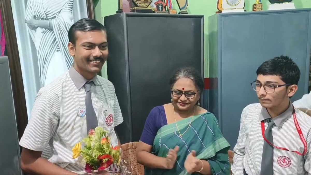 পড়ন্তপ মুখার্জী