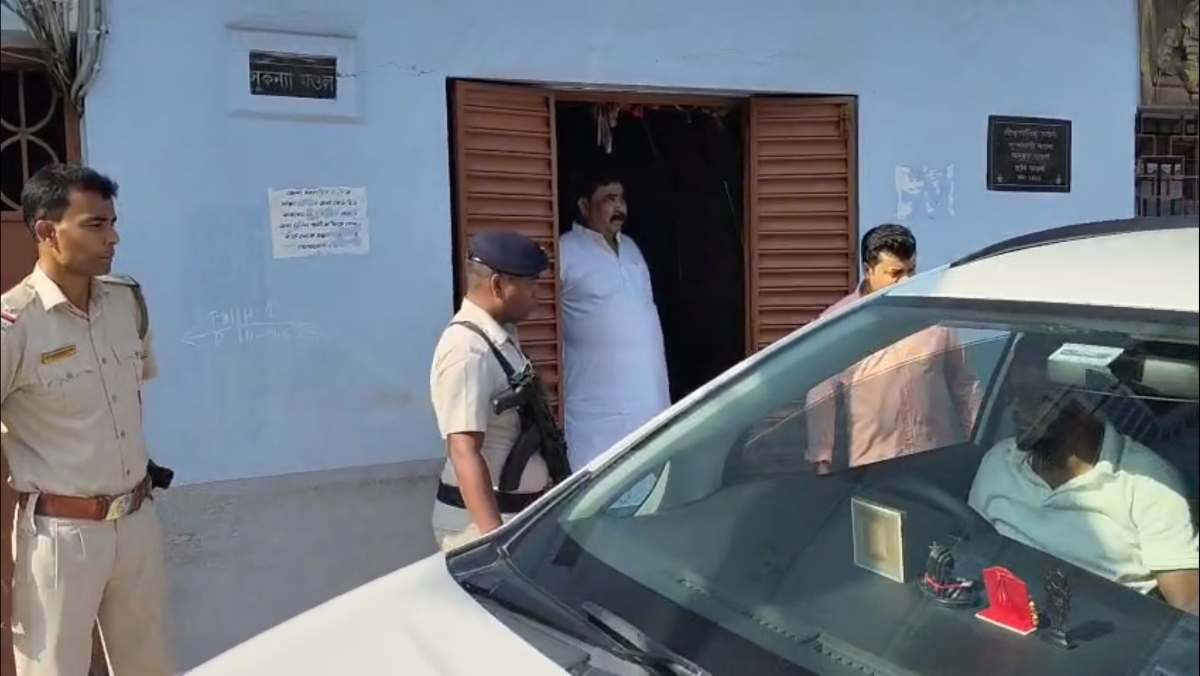 অনুব্রত মন্ডল