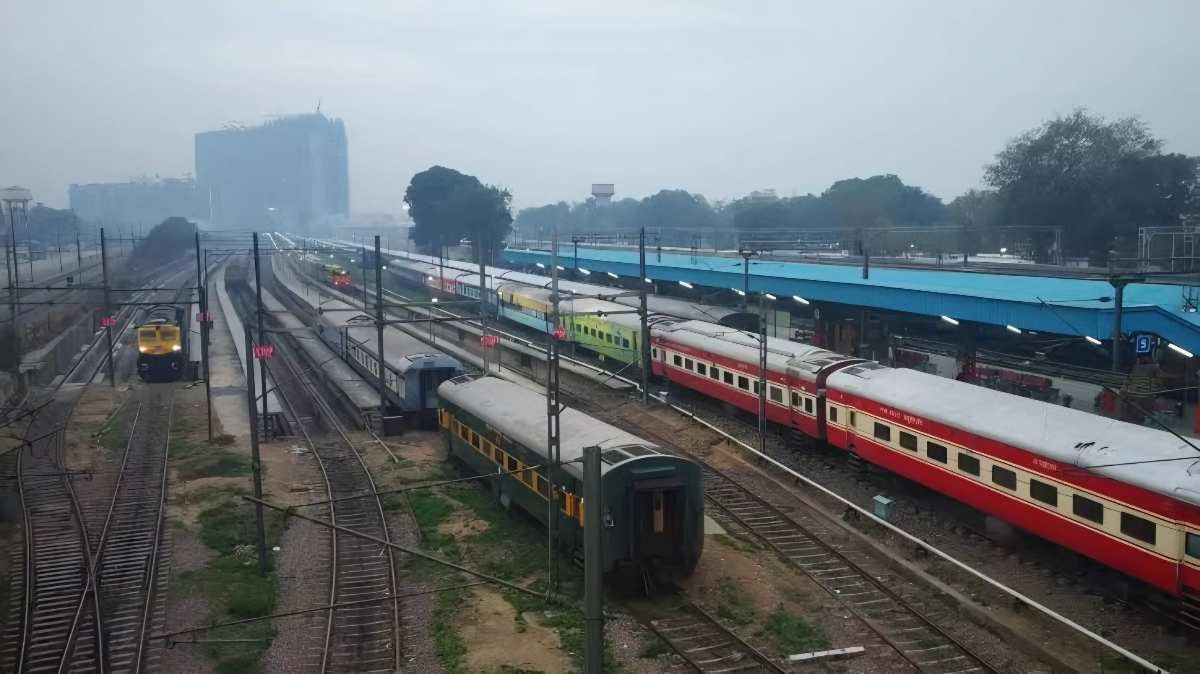 রেলস্টেশন