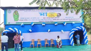 কারণ এই ধরনের মানুষদের জন্য এবার পাশে দাঁড়ালো বোলপুর পৌরসভা। পশ্চিমবঙ্গ রাজ্য সরকারের মা ক্যান্টিন প্রকল্প এবার জায়গা পেল বোলপুর সুপার স্পেশালিটি হাসপাতালে।