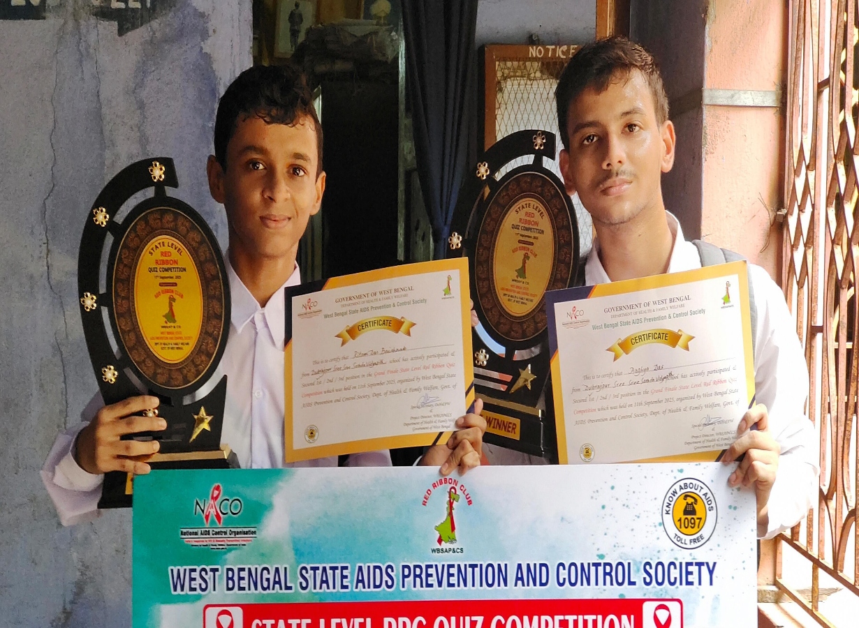 বীরভূমের নাম উজ্জ্বল করল দুবরাজপুরের ২ পড়ুয়া