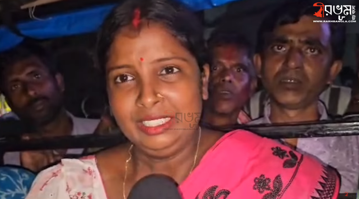 Firecrackers blast in mouth of a youth