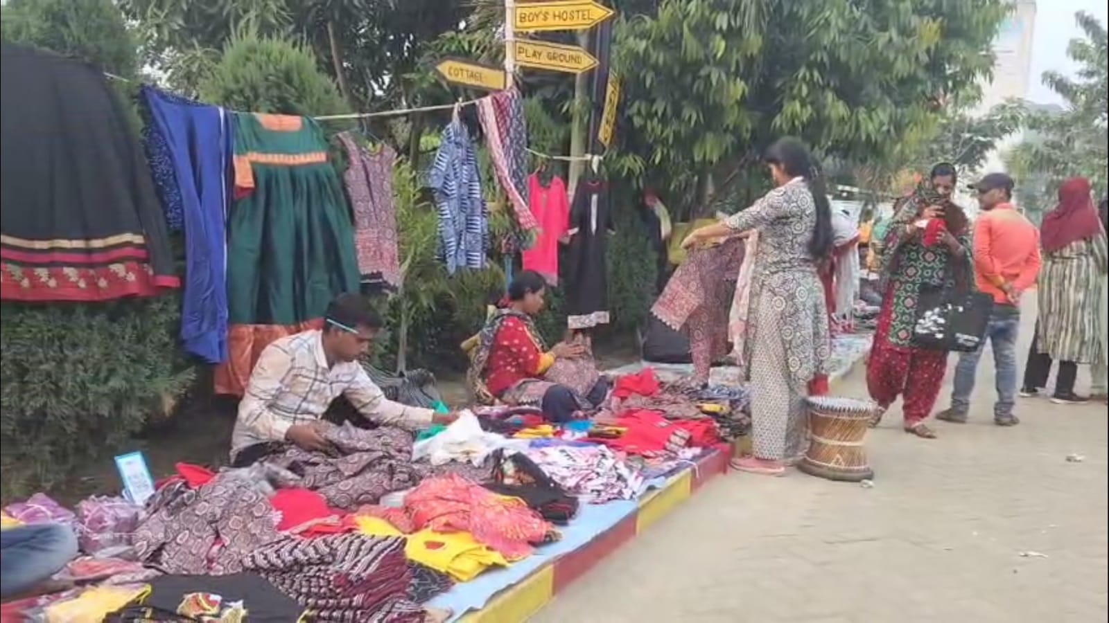 বোলপুর শান্তিনিকেতনের ই-হাট