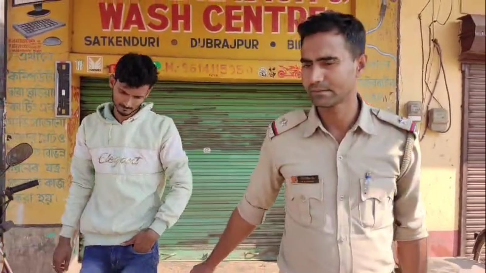 গ্রেপ্তার হওয়া যুবক রাহুল শেখ