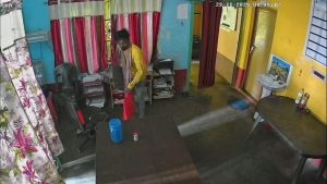 দুবরাজপুরে চুরির সিসিটিভি ফুটেজ