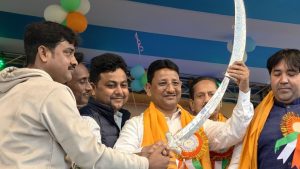 রুপোর তরোয়াল পেলেন কাজল শেখ