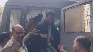 তৃণমূলের গোষ্ঠীদ্বন্দ্বে গ্রেফতার ৫