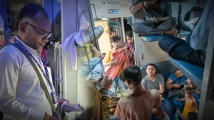 Indian Railways TTE fines 2.57 in a single day after catching 78 passengers without ticket