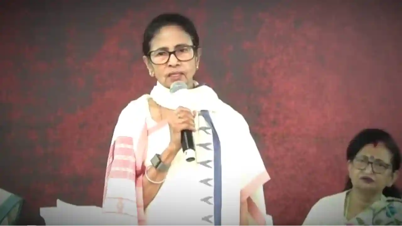 Mamata Banerjee announce Yuba Sathi money will be disbursed from today