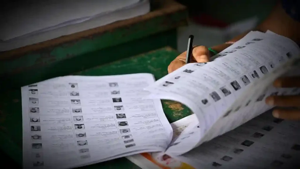 Women dies with Heart Attack family blaims SIR for death